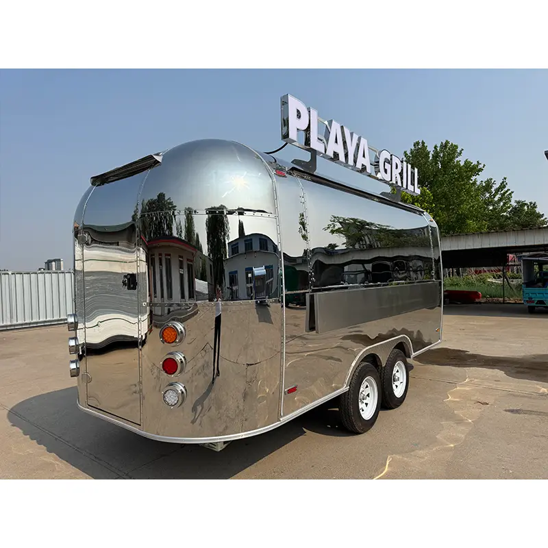 Огледално полско ремарке от неръждаема стомана Airstream