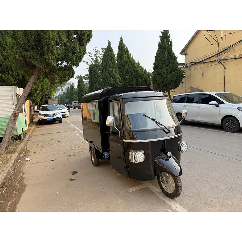 Електрически търговски камион Piaggio